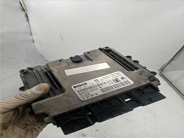 Foto 3ª: Centralita Motor ECU Peugeot 206 1.4 X-LINE [1.4 LTR. - 50 KW HDI] [8HZ / DV4]