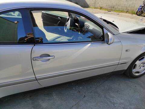 Puerta Delantera Derecha Mercedes Clase CLK 200 2.0 G 163CV 120KW BM 208) COUPE 111945