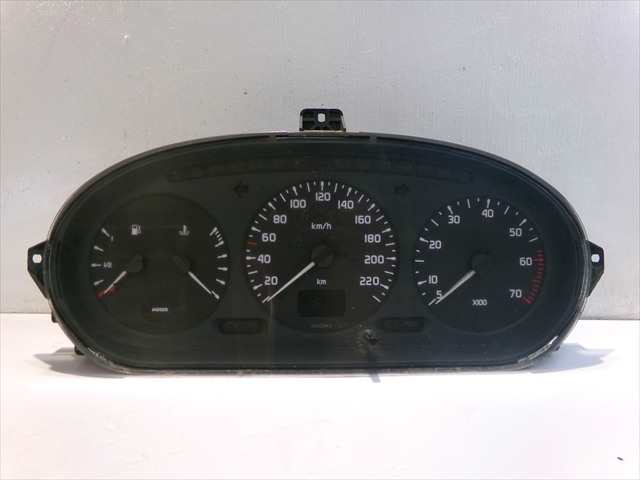 Cuadro de Instrumentos Renault Megane 1.6 G 1996-1998