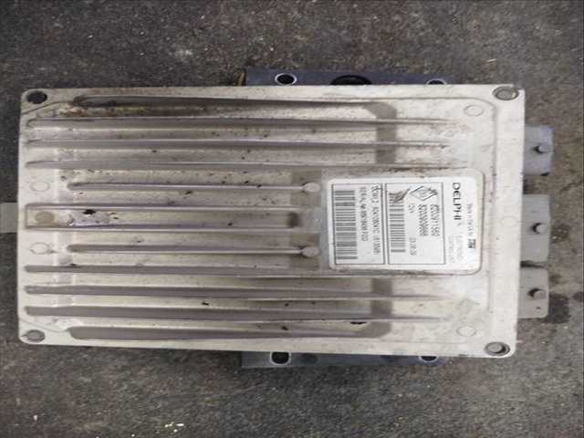 Foto 2ª: Centralita Motor ECU Renault Clio VERSION INDEFINIDA