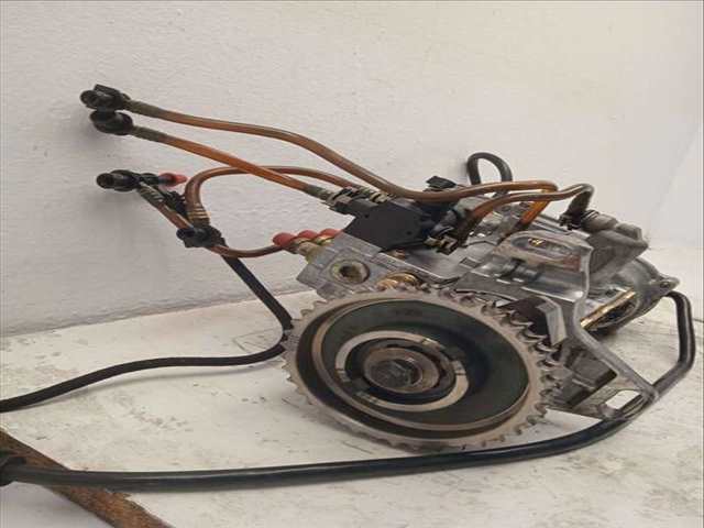 Foto 2ª: Bomba Inyeccion Mercedes Clase E 180 E 300 D 210.020) 136CV 100KW [OM 606.912] (1996)