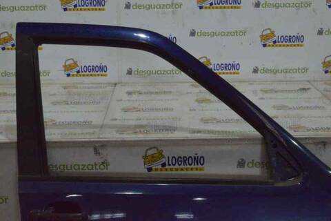 Foto 2ª: Puerta Delantera Derecha Nissan Terrano 2.7 TD 101CV [TD27T] (1993)