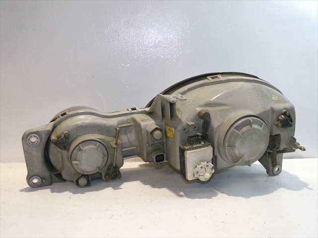 Foto 2ª: Faro Derecho Kia Shuma 1.5 G 1998-2001 [BF] (2000)