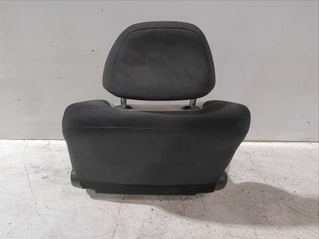 Foto 3ª: Asiento Delantero Derecho Toyota Yaris ACTIVE 112CV 82KW [2NRFKE] (2017)
