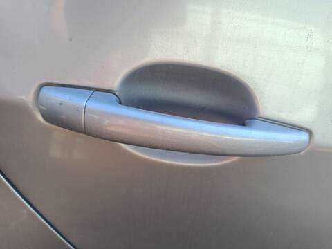 Maneta Exterior Trasera Derecha Peugeot 5008 ACCESS 120CV 88KW
