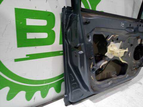 Foto 3ª: Puerta Delantera Izquierda Citroen C4 COLLECTION BERLINA 90CV 66KW [9HXDV6ATED4] (2006)
