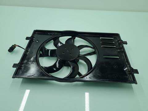 Foto 3ª: Electroventilador Volkswagen Golf LAST EDITION BM 131CV 96KW [DPB] (2019)