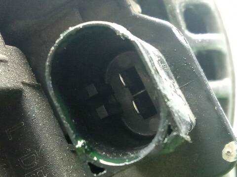 Foto 3ª: Alternador Volkswagen Passat 1.9 TDI BERLINA 131CV 96KW [AWX] (2002)