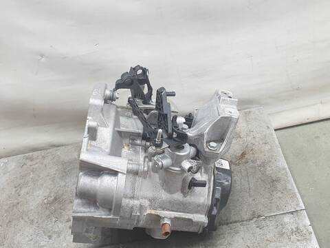 Foto 3ª: Caja Cambios Seat Ibiza STYLE (2017)