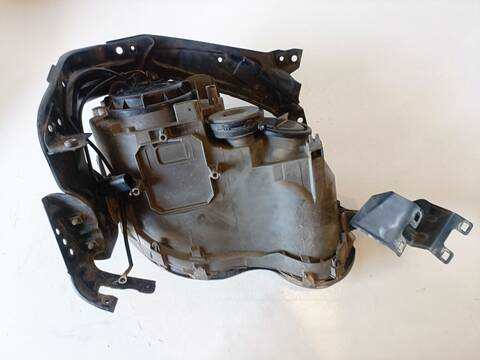 Foto 3ª: Faro Izquierdo Mercedes Clase C 160 C 220 CDI 203.706) AUT. 143CV (2000)