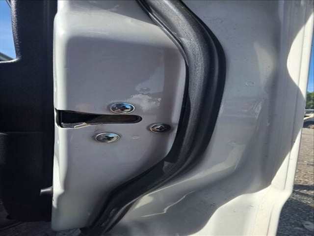 Cerradura Puerta Delantera Derecha Chevrolet Aveo LS 101CV 74KW