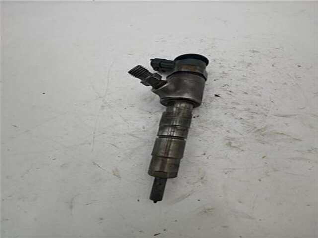 Foto 2ª: Inyectores Peugeot 308 1.6 ACCESS [1.6 LTR. - 73 KW BLUE-HDI FAP] [BH02]