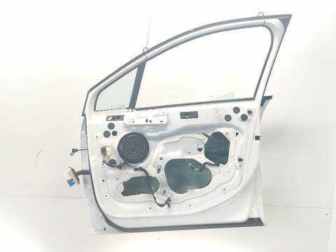 Foto 3ª: Puerta Delantera Derecha Citroen C4 1.2 THP 110 [HNZ (EB2DT)] (2009)