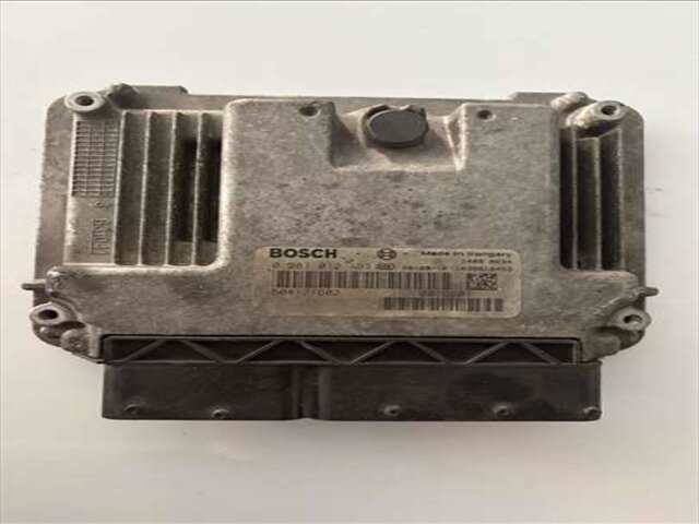 Foto 1ª: Centralita Motor ECU Iveco Daily 2.3 FURGÓN 35S... BATALLA 3000 [2.3 LTR. - 100 KW DIESEL]