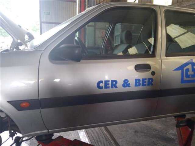 Puerta Delantera Izquierda Ford Fiesta 1.8 D