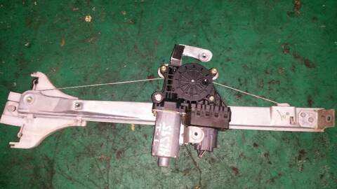 Elevalunas Manual Trasero Izquierdo Ford Mondeo TREND 06.2003 ) D) BERLINA 130CV 96KW