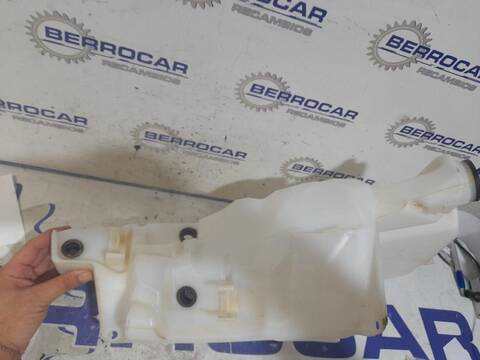 Foto 3ª: Deposito Limpiaparabrisas Jaguar XE 2.0 DIESEL CAT 180CV (2014)