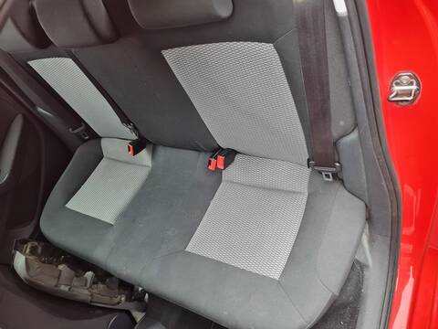 Asientos Traseros Volkswagen Polo ADVANCE 75CV 55KW