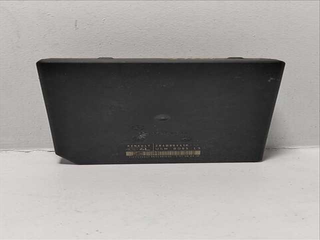 Foto 2ª: Caja Reles Fusibles Renault Megane DYNAMIQUE 1 DCI DIESEL 131CV (2008)
