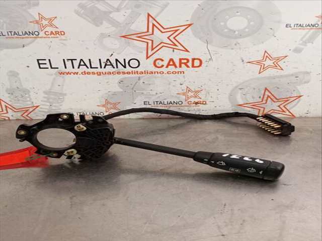 Foto 3ª: Mando Multifuncion Mercedes Clase E 180 E 300 124.030) BERLINA 136CV 100KW [M103983] (1991)