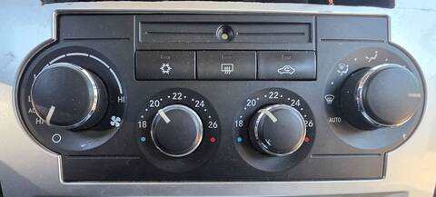Mando Climatizador Chrysler 300 3.0 CRD EXECUTIVE 218CV 160KW