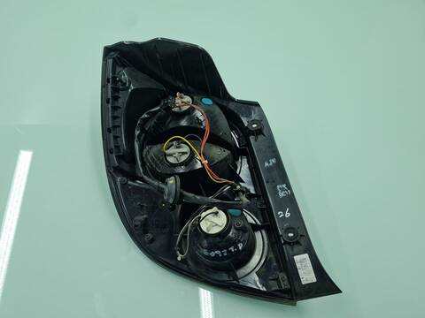 Foto 3ª: Piloto Trasero Derecho Chevrolet Aveo LT HATCHBACK BERLINA 95CV 70KW [A13DTR] (2013)