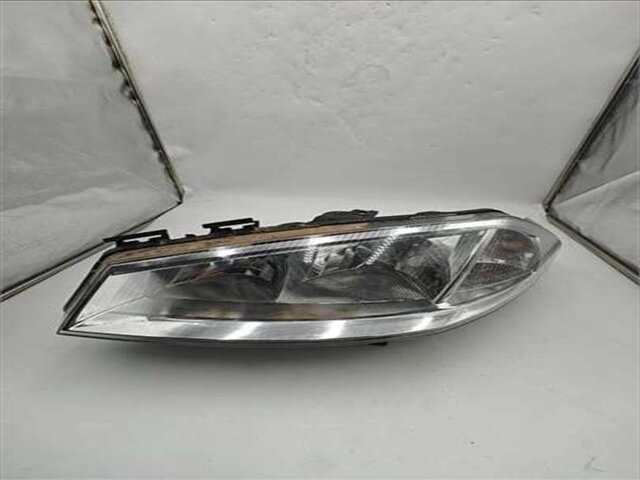 Faro Izquierdo Renault Megane 1.5 CONFORT DYNAMIQUE [1.5 LTR. - 74 KW DCI DIESEL] II BERLINA 5P (10.2002-_)
