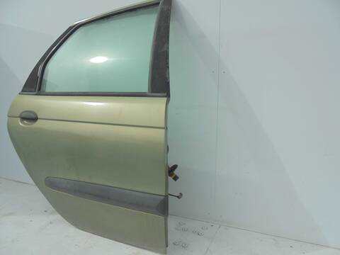 Foto 3ª: Puerta Trasera Derecha Renault Scenic 1.9 DCI AUTHENTIQUE 80CV 59KW JA..) [F9Q Q7] (2002)