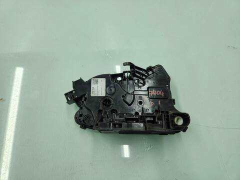 Cerradura Puerta Delantera Izquierda Volkswagen Polo LIFE 95CV 70KW