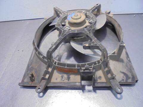 Foto 4ª: Electroventilador Mitsubishi Carisma 1.6 CAT BERLINA 99CV 73KW [4G92] (2002)