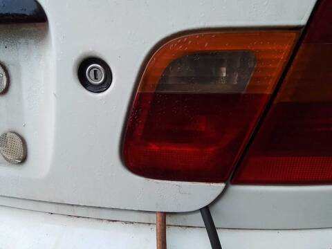 Foto 2ª: Piloto Portón Derecho Bmw Serie 3 315 320D BERLINA 150CV 110KW [204D4] (2002)