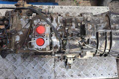 Foto 3ª: Caja Cambios Mitsubishi Montero 2800 TD GLX 5-PTAS.) 125CV 92KW (1994)