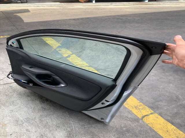 Foto 2ª: Puerta Delantera Derecha Toyota Yaris 1.5 HIBRID 116CV 0CV [M15AFXE] (2022)