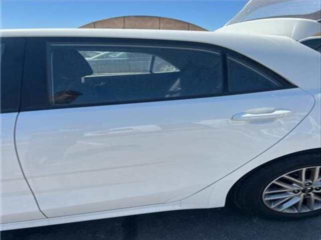 Puerta Trasera Izquierda Kia Rio 1.25 84CV 62KW