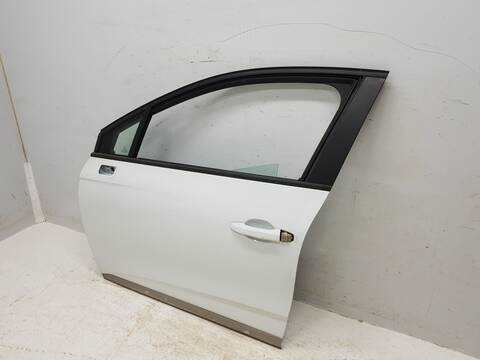 Foto 2ª: Puerta Delantera Izquierda Renault Clio EVOLUTION 130CV 97KW (2019)