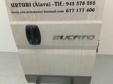 Foto 2ª: Puerta Trasera Derecha Fiat Ducato 100 MULTIJET 2 2 D 101CV 74KW FURGONETA [4HV] (2012)