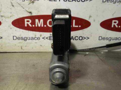 Foto 2ª: Elevalunas Eléctrico Trasero Derecho Volkswagen Touran ADVANCE 115CV 85KW [BAG] (2003)
