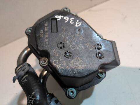 Foto 3ª: Caja Mariposa Seat Leon STYLE 1.6 TDI 110CV (2012)