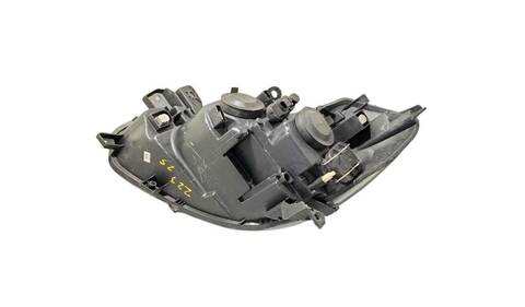 Foto 3ª: Faro Derecho Renault Clio K9K766 GRANDTOUR (2009)