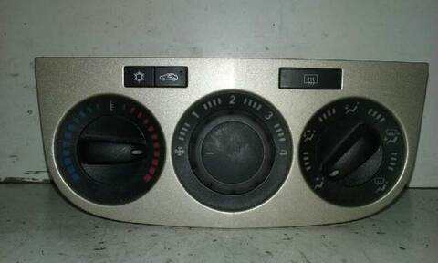 Mando Calefacción A. A. Opel Corsa 1.3 16V CDTI 75CV 55KW