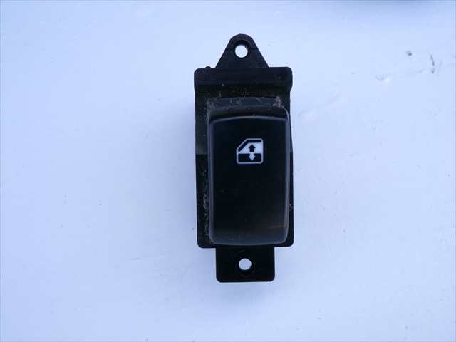 Botonera Elevalunas Ssangyong Rodius 2.7 D 2005-2013