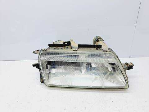 Faro Derecho Peugeot 605 SRDT 109CV 80KW