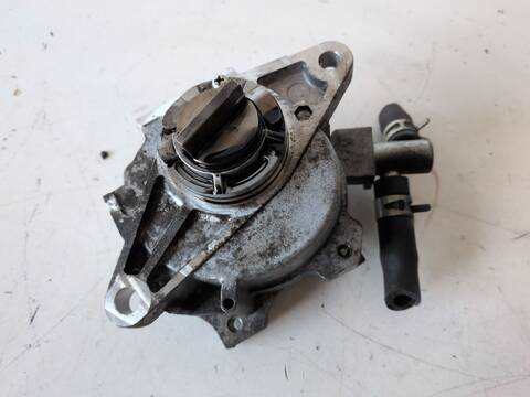 Foto 2ª: Depresor Freno Bomba Vacio Mitsubishi ASX 4N13 (2014)