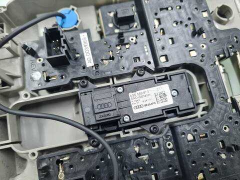Foto 4ª: Luz Interior Audi A6 3.0 TDI QUATTRO 245CV 180KW [CDU] (2011)