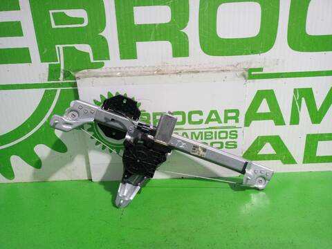 Foto 1ª: Elevalunas Manual Trasero Izquierdo Dacia Sandero LAUREATE 90CV [K9K] (2012)