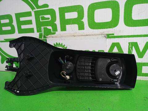 Foto 3ª: Consola Central Citroen C4 EXCLUSIVE AUT. 109CV [9HZDV6TED4] (2006)