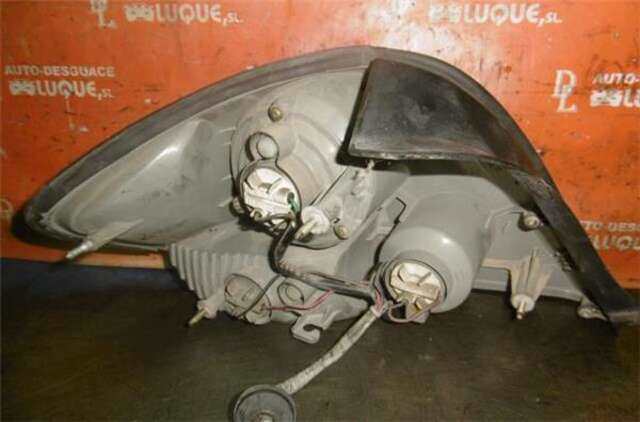 Foto 2ª: Piloto Trasero Derecho Hyundai Coupe 2.0 [G4GC-G]