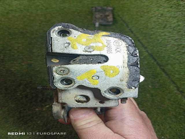 Foto 2ª: Cerradura Puerta Trasera Derecha Toyota Land Cruiser 4.2 D HZJ 105 GX [1HZ] (2006)