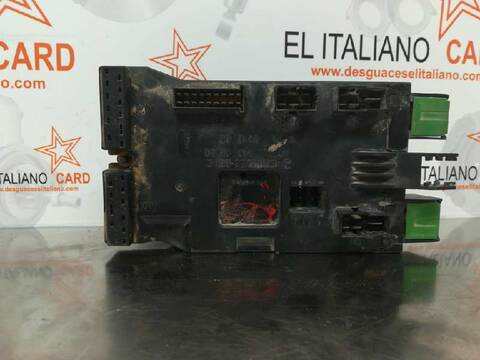 Foto 2ª: Caja Reles Fusibles Mercedes Sprinter 208 D 901.3/902.371-372) 79CV 58KW