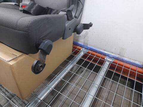 Foto 2ª: Asientos Traseros Toyota Hiace VERSION INDEFINIDA (2019)